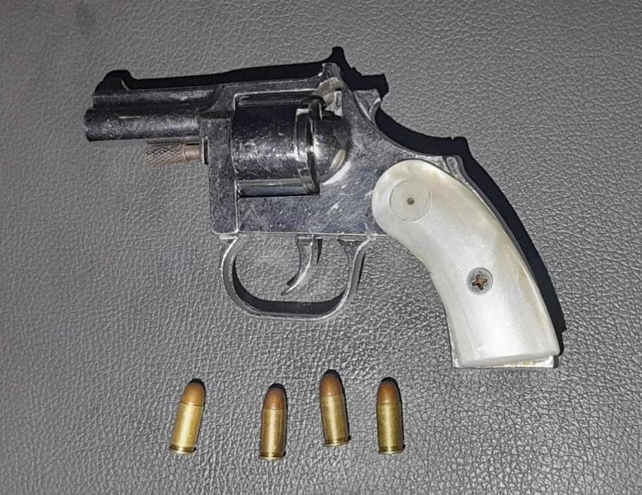 Detiene SSP a una persona en posesión de un arma de fuego y cartuchos útiles | - Vimarsana News